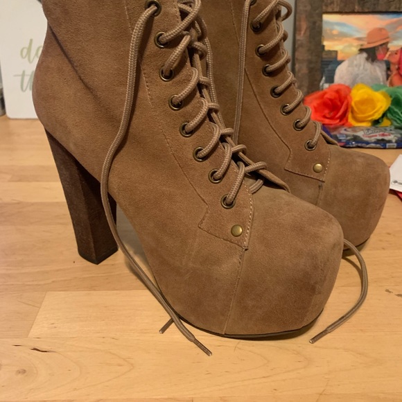Jeffrey Campbell boots - Picture 2 of 5
